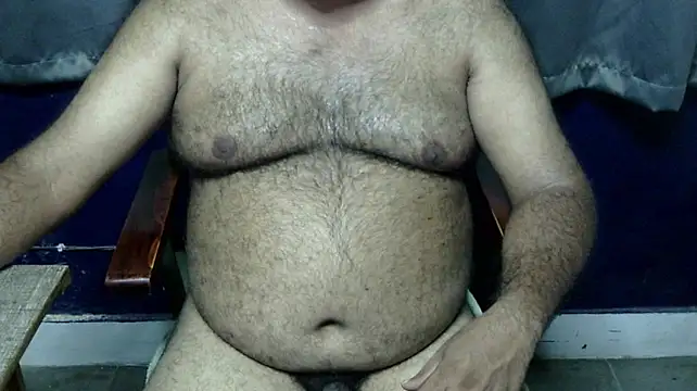 hairysubcub_70n Webbikameraesitys