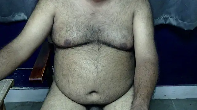hairysubcub_70 webcam show