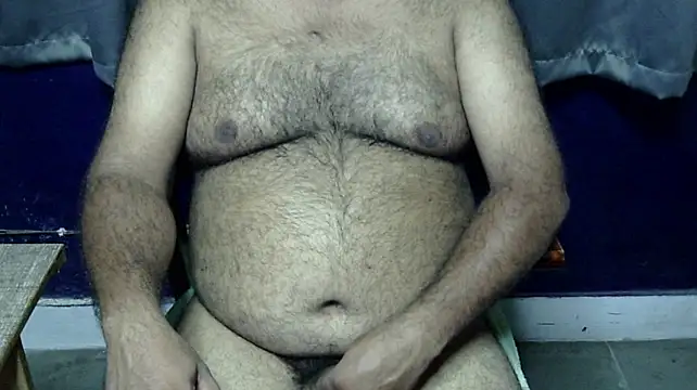 hairysubcub_70 webcam show