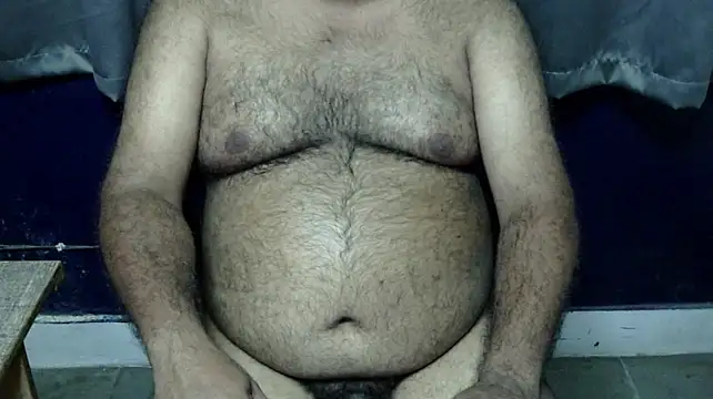hairysubcub_70 网络视讯表演