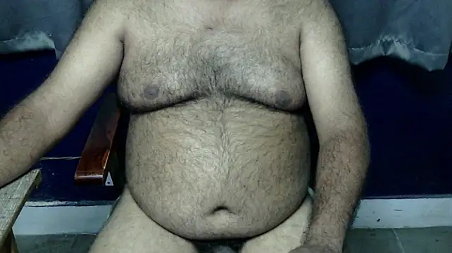 הופעת וובקאם של hairysubcub_70