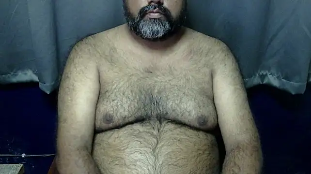 Pokazy przed kamerką – hairysubcub_70