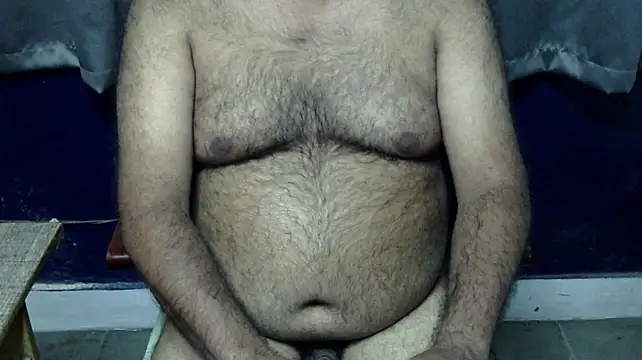 hairysubcub_70n Webbikameraesitys