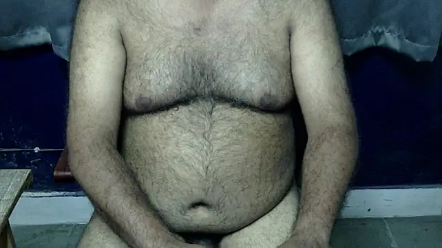 hairysubcub_70 Show Webcam