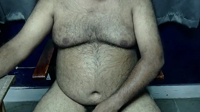 hairysubcub_70 网络视讯表演
