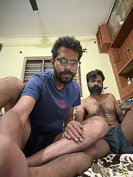 Stoner-boii-Cloudy-arhan – Kamerová šou