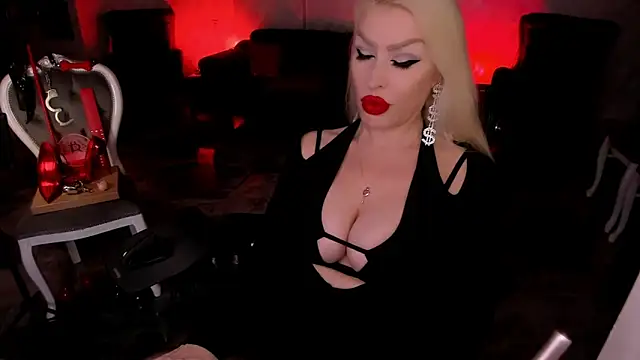 FinDomGod – Naživo XXX chat