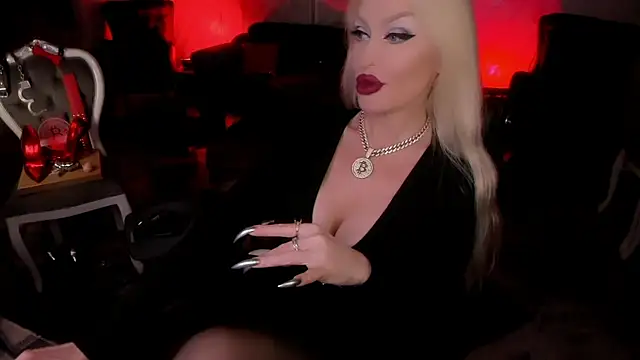 FinDomGod's Webcam Show