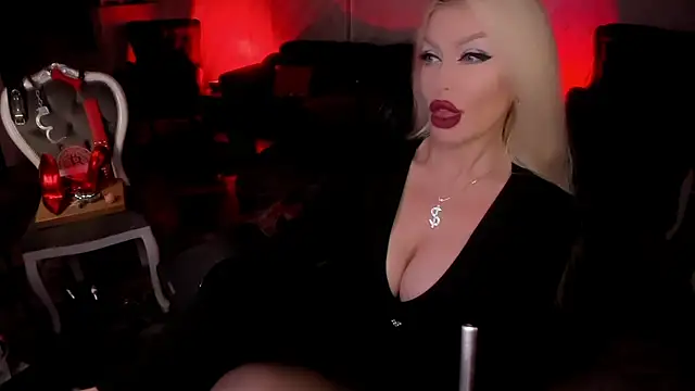 FinDomGod XXX чат на живо