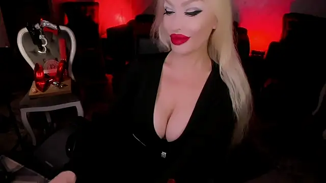 FinDomGod 라이브 XXX 채팅