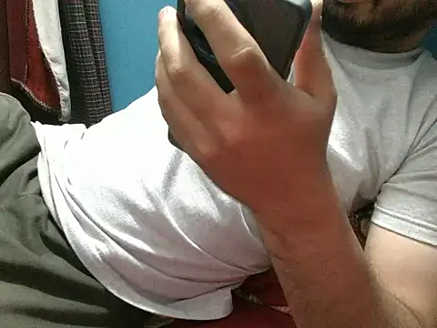 عرض كام Precumboner