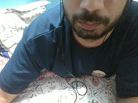 Show modela Precumboner na web-kameri