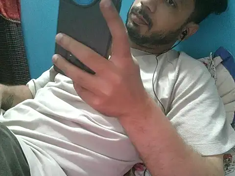 عرض كام Precumboner