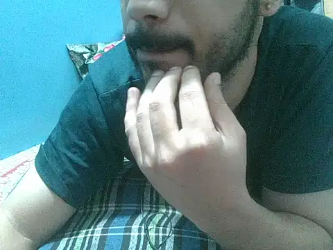 Precumboner ওয়েবক্যাম শো