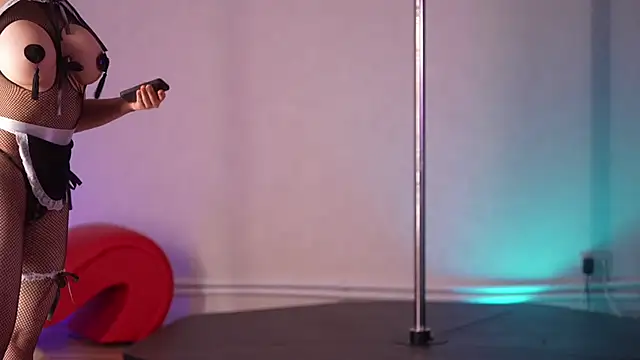 KittyCaitlin's Webcam Show