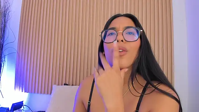 عرض كام GenesisRuiz