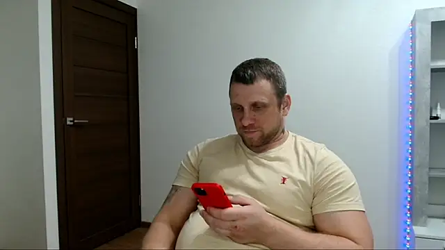 Вебкам-шоу B-L-O-N-D