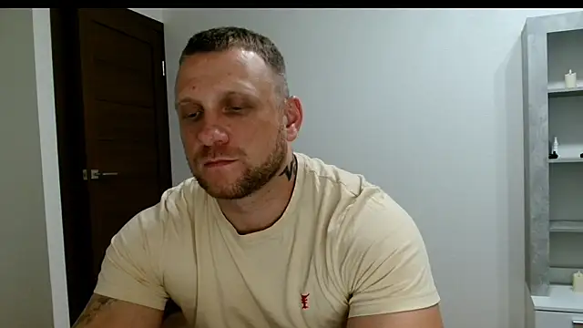 Webkamerová show B-L-O-N-D