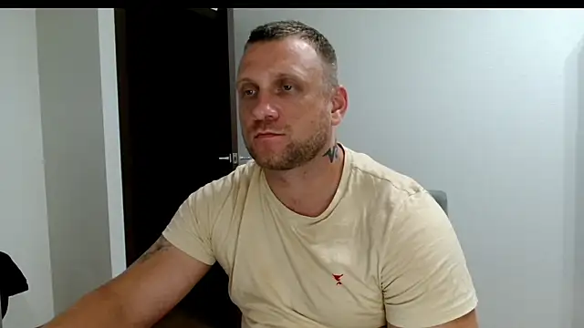 Webkamerová show B-L-O-N-D