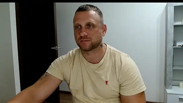 Webkamerová show B-L-O-N-D