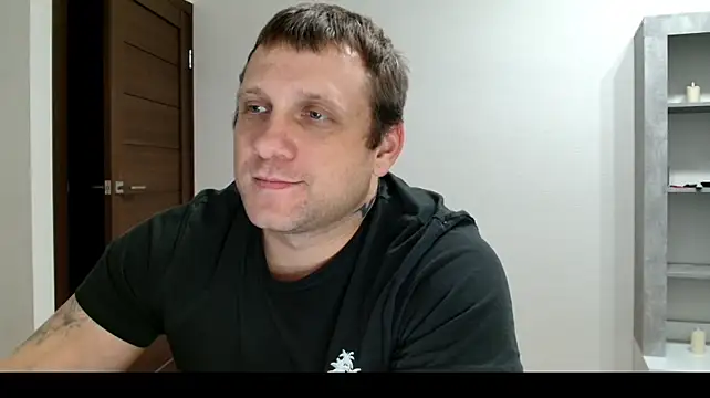 Webkamerová show B-L-O-N-D