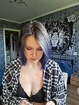 LazyTanukii 라이브 XXX 채팅