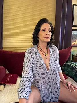 Jujutopia Adlı Modelin Canlı XXX Sohbeti