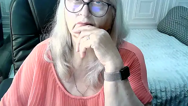 Pokazy przed kamerką – LolkaAlyss