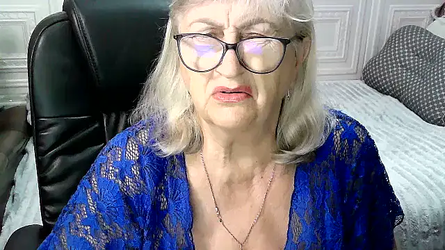 LolkaAlyss 网络视讯表演