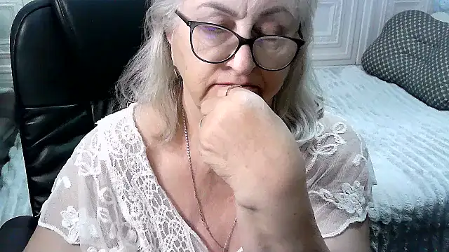 LolkaAlyss Webcam-Show
