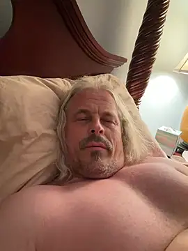 zeus337's Webcam Show