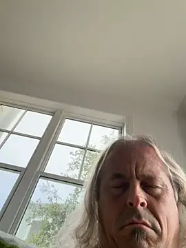 zeus337's Webcam Show