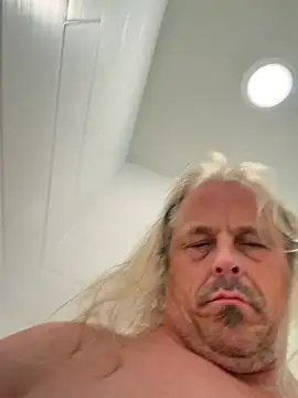 zeus337 Show Webcam