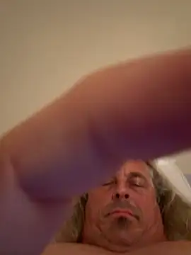 zeus337's Webcam Show