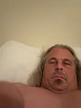 zeus337 Show in webcam