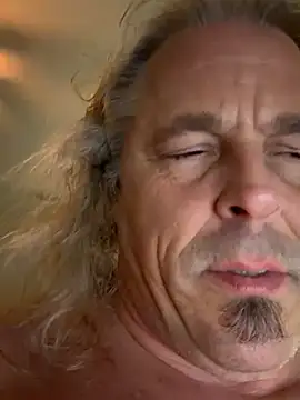 zeus337 ওয়েবক্যাম শো
