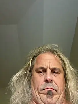 zeus337's Webcam Show