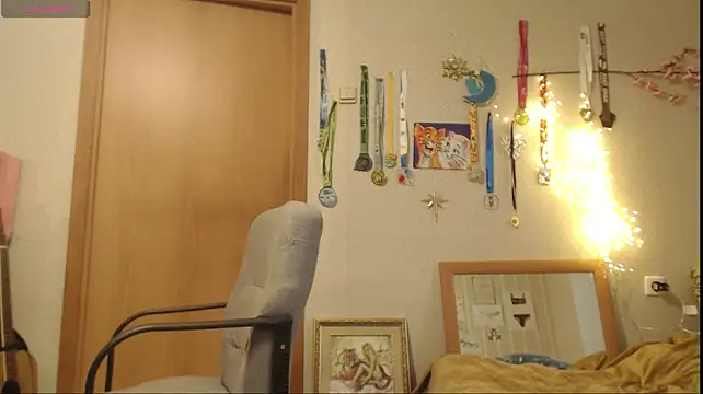 MystikLoly's Live XXX Chat