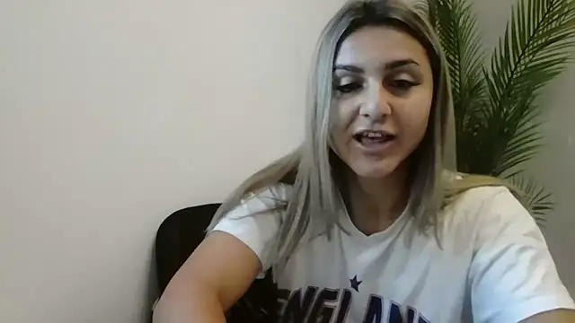 NicolePlay Live XXX-Chat
