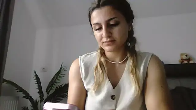 Chat XXX en directo de NicolePlay