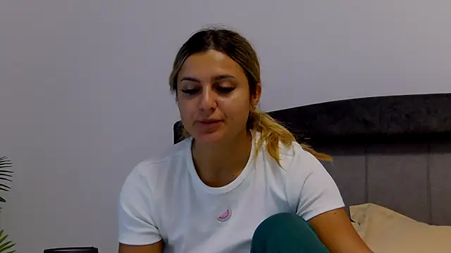NicolePlay Live XXX-chat