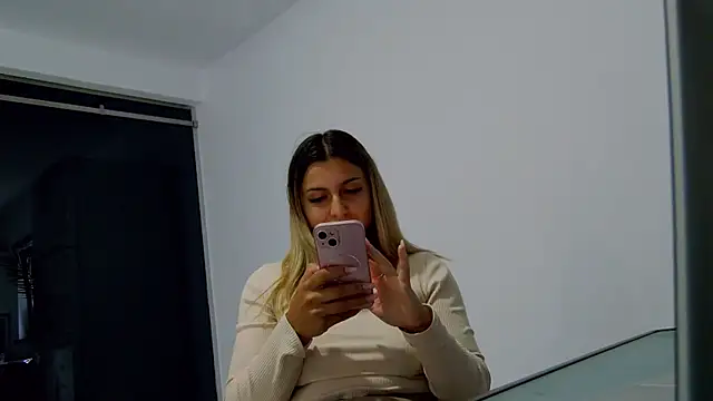 Webkamerová show NicolePlay