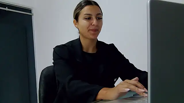 NicolePlay's Webcam Show