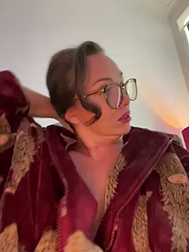 Pokazy przed kamerką – FemDom_RubyKnightXXO