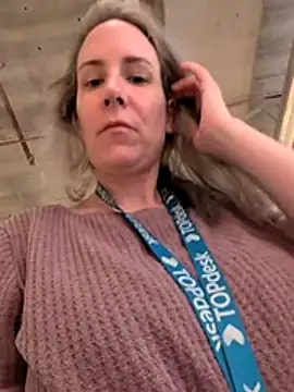 NaomiAndFriends Webcamshow