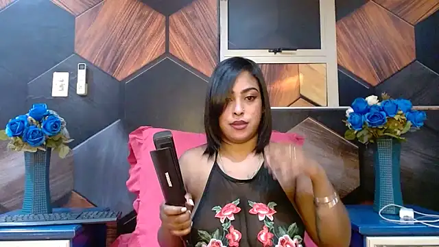 Indian_Shine – Naživo XXX chat