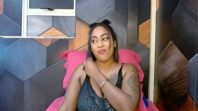 Indian_Shine's Live XXX Chat
