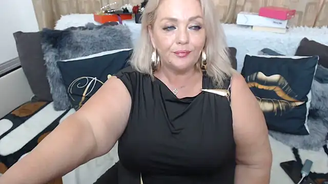 MsMelyssaxx 网络视讯表演