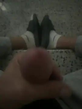 cum-master81 Show in webcam