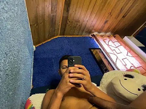 biggorotbm webcam show
